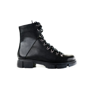 BELGRAVIA NAPPA BLACK